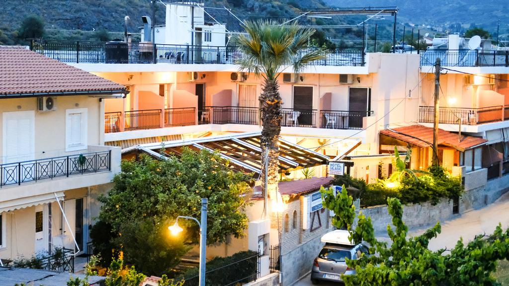 Hotel Galaxias Agioi Pandes Exterior photo